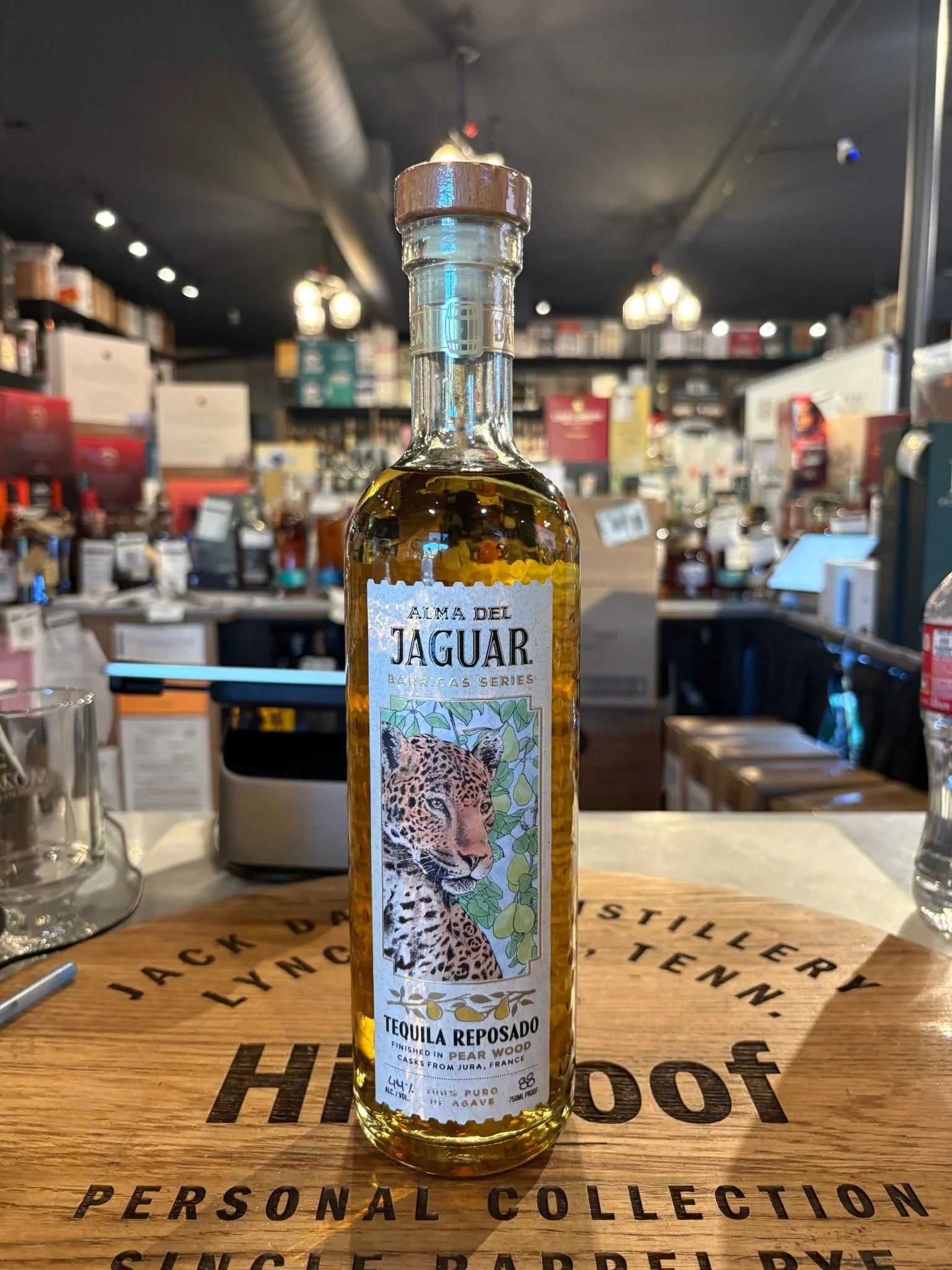 Alma Del Jaguar Barricas Reposado Pear Wood Cask Finish 750ml