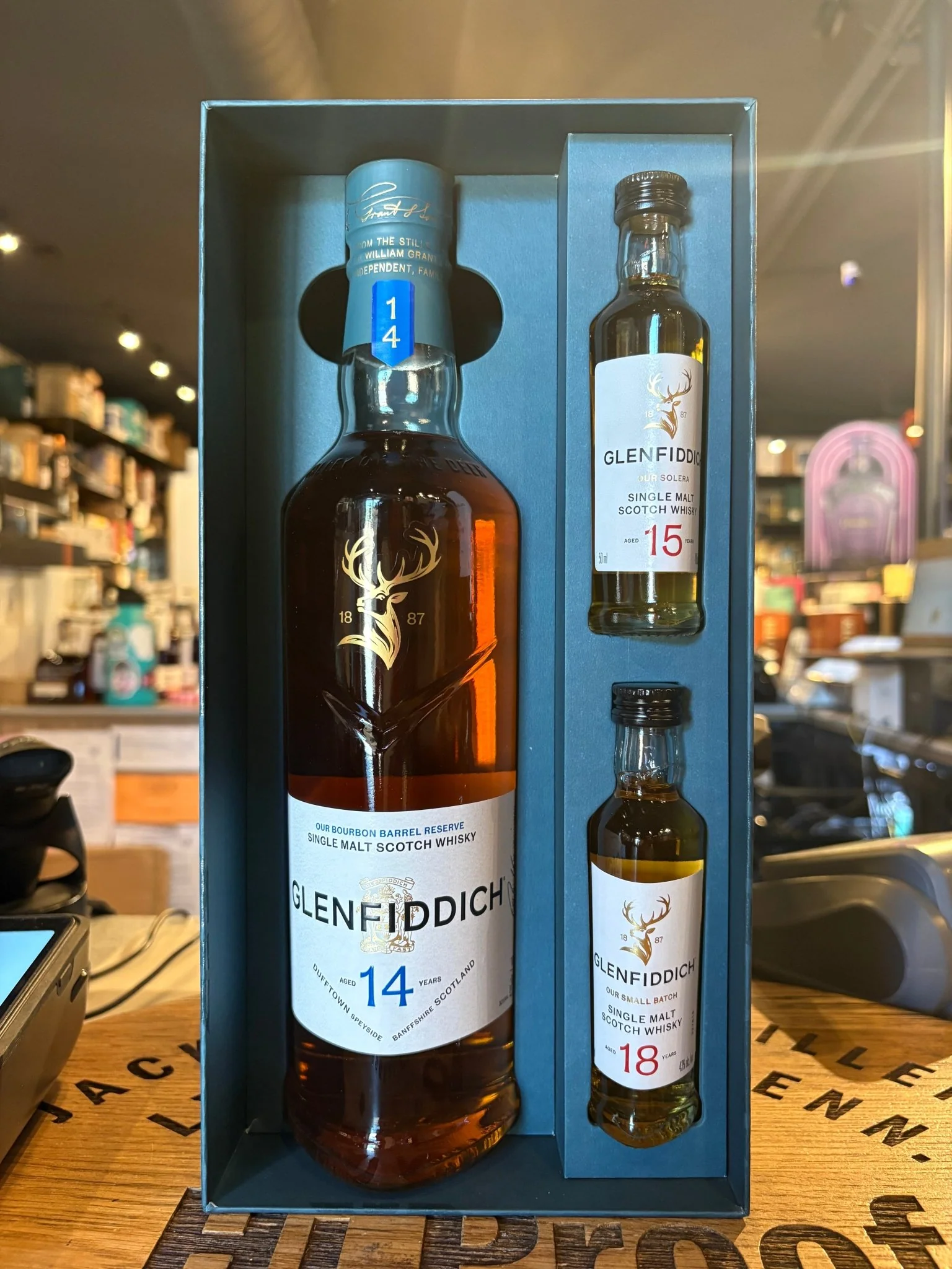 Glenfiddich Bourbon Barrel Reserve 14 Year Old Single Malt Scotch Whisky 750ml with 15 Year 50ml & 18 Year 50ml Gift Pack - Image 2